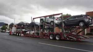 Read more about the article How Commercial Car Shipping Helps Your Company